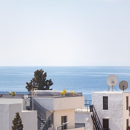 Luxurious 3-Bedroom Seaside Retreat Fully Renovated In 2025 Atene Esterno foto