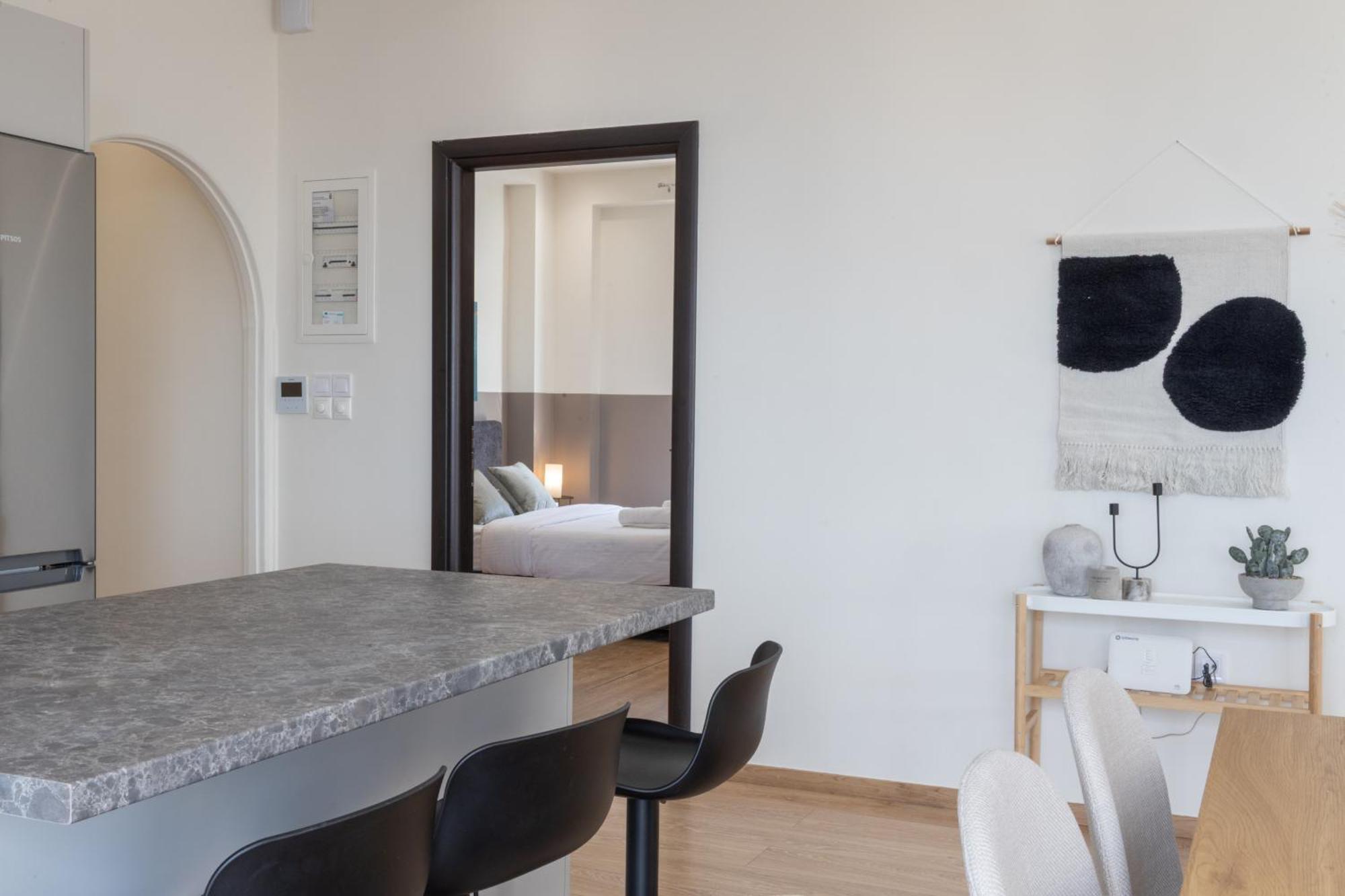 Luxurious 3-Bedroom Seaside Retreat Fully Renovated In 2025 Atene Esterno foto