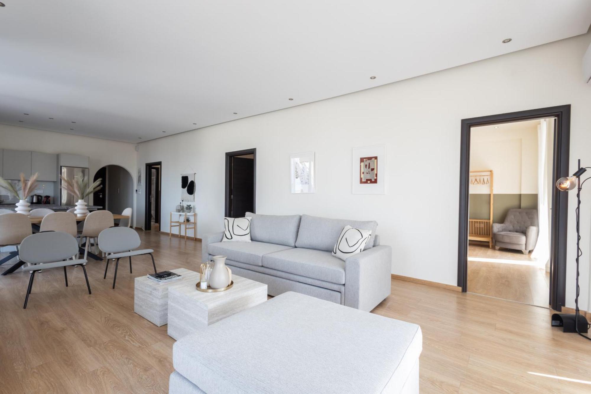 Luxurious 3-Bedroom Seaside Retreat Fully Renovated In 2025 Atene Esterno foto