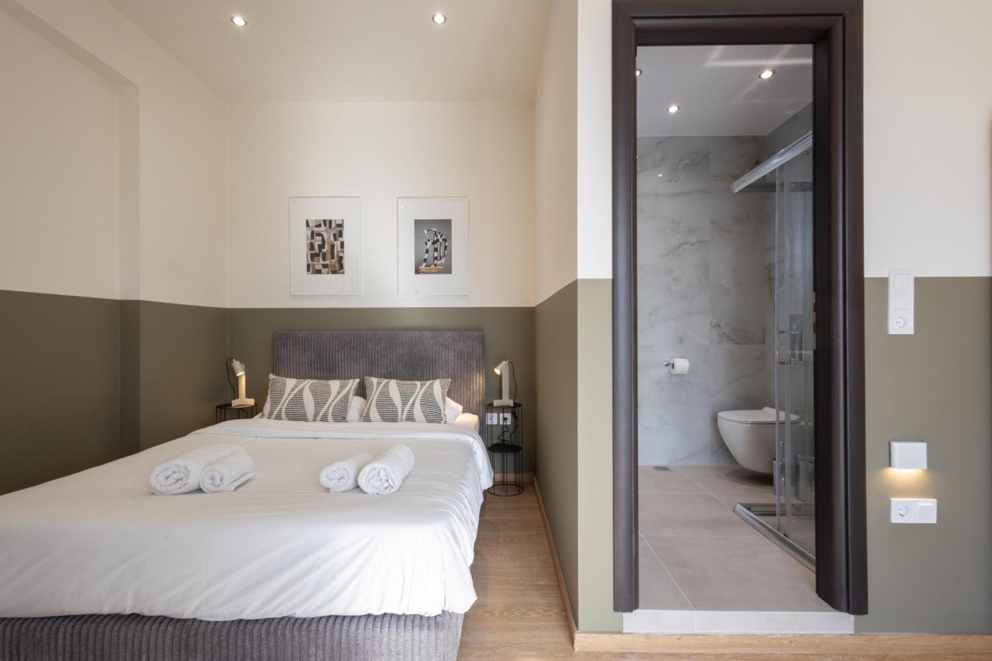 Luxurious 3-Bedroom Seaside Retreat Fully Renovated In 2025 Atene Esterno foto