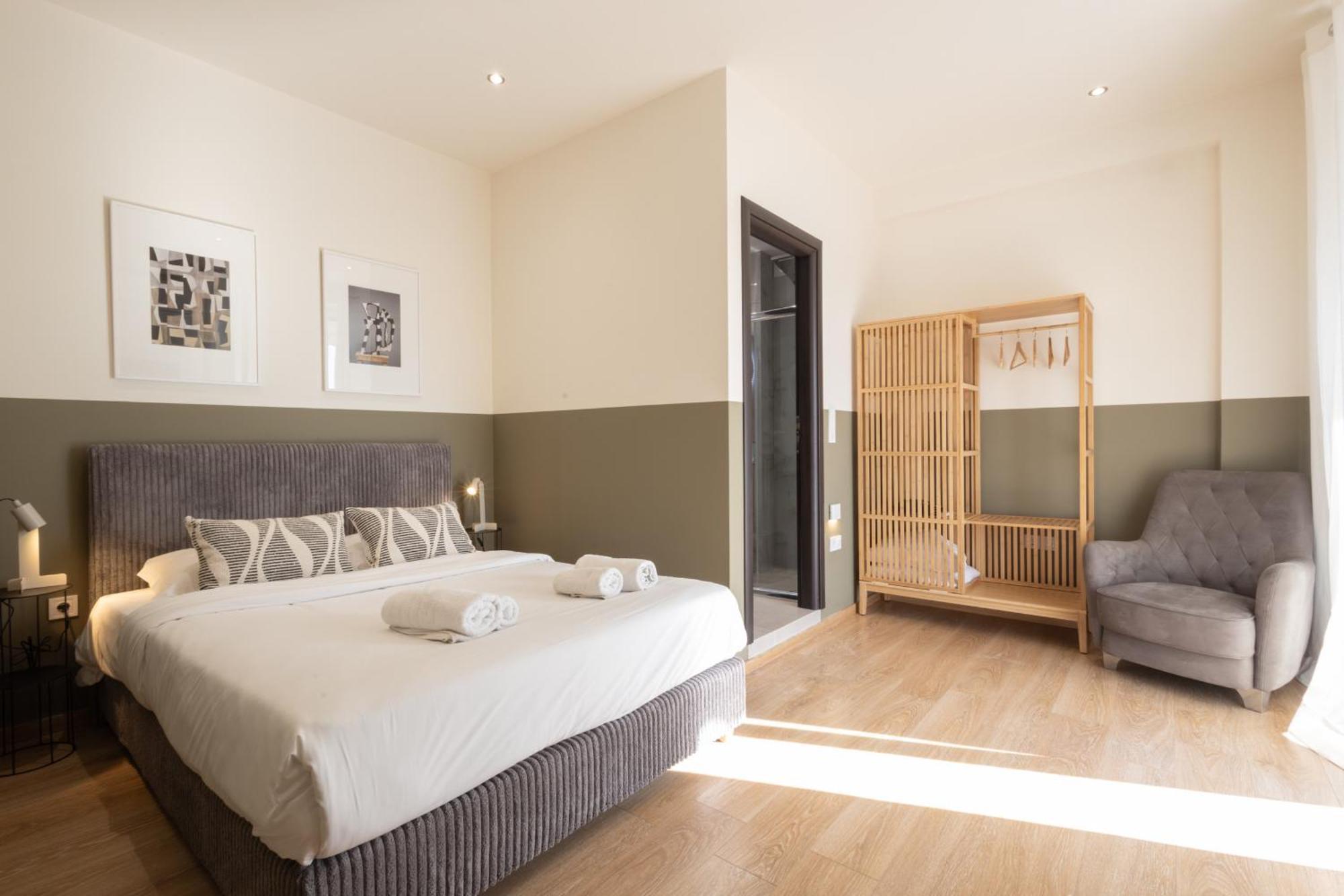 Luxurious 3-Bedroom Seaside Retreat Fully Renovated In 2025 Atene Esterno foto